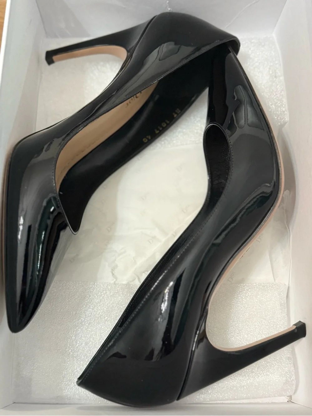 Dior Black Patent Leather Pointed Pumps with Stiletto Heel - Picture 10 of 12